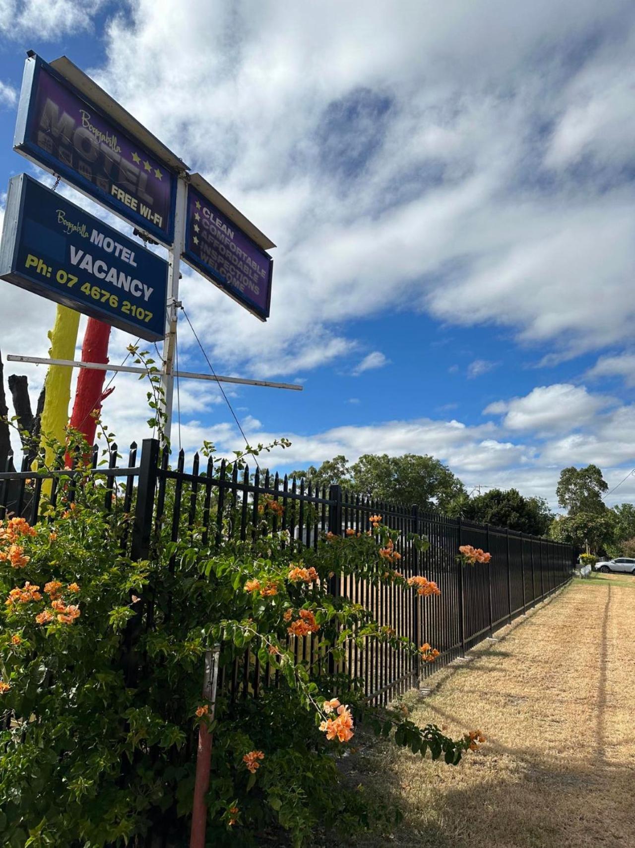 Boggabilla Motel Bagian luar foto